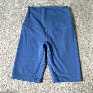 Lululemon size 2 align biker shorts